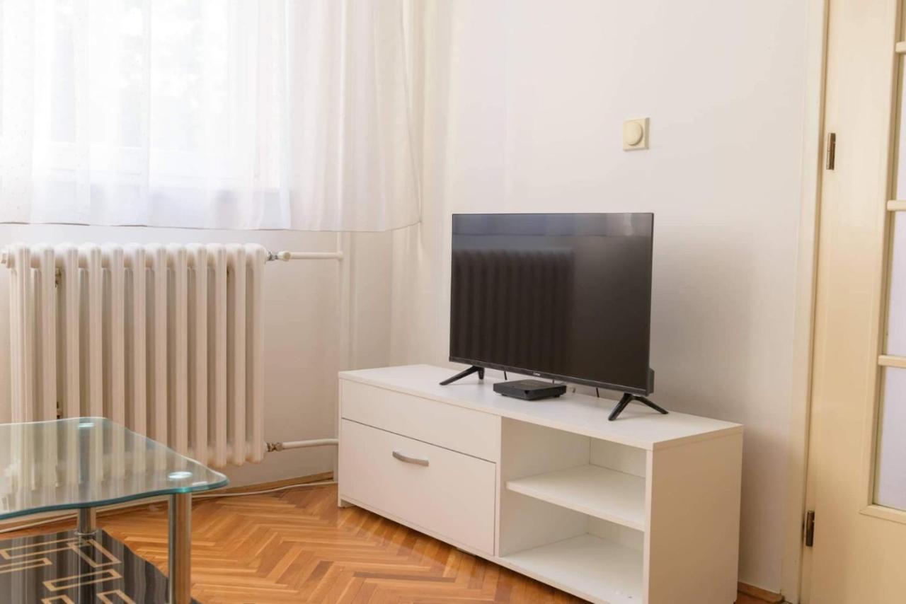 Mm2 Apartman Újvidék Kültér fotó