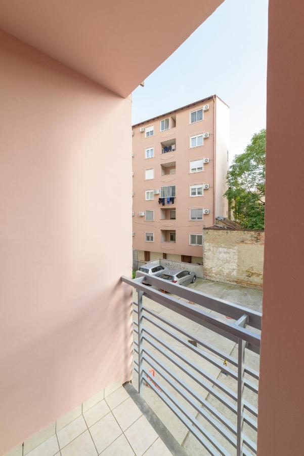 Mm2 Apartman Újvidék Kültér fotó
