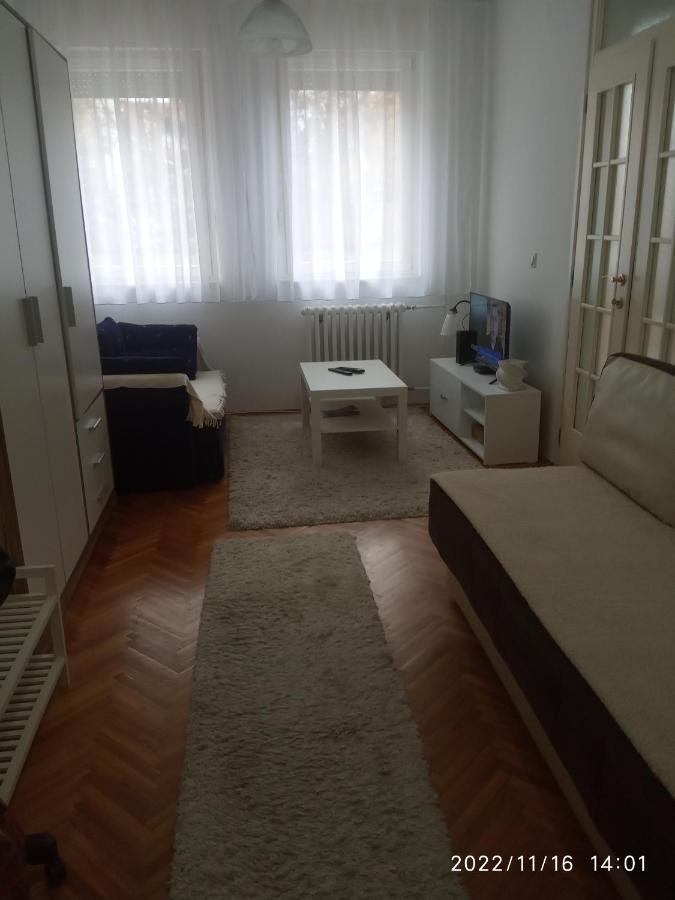 Mm2 Apartman Újvidék Kültér fotó
