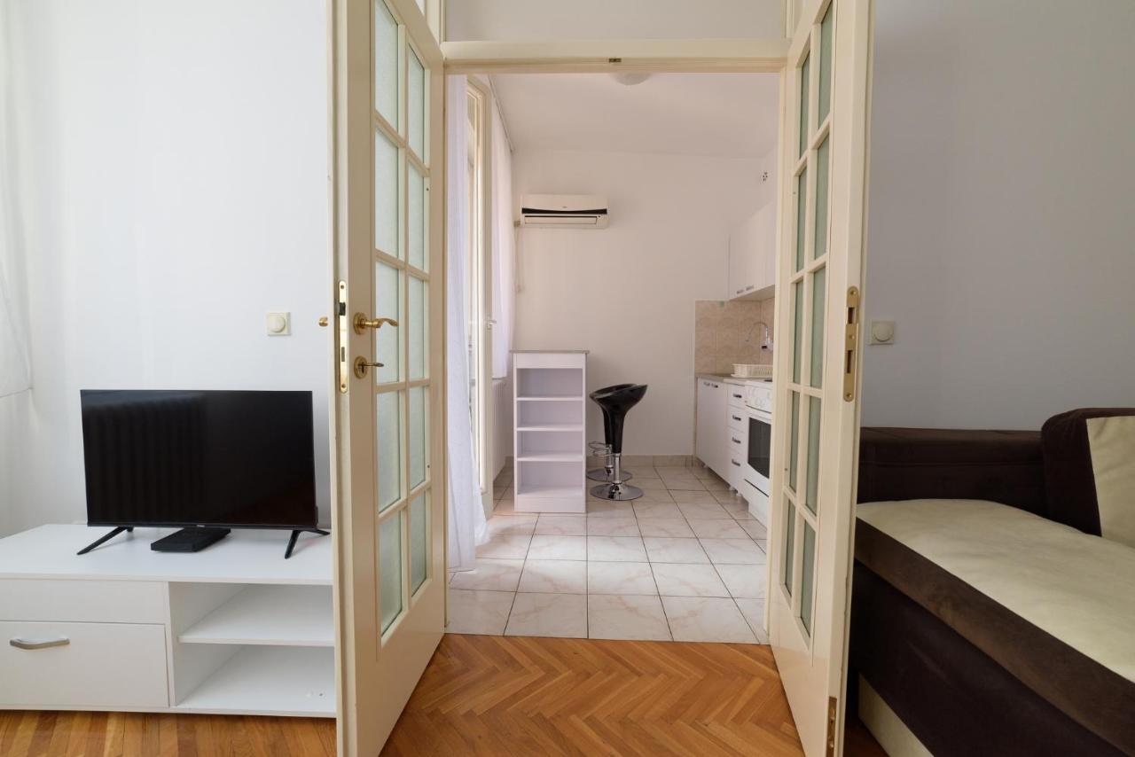 Mm2 Apartman Újvidék Kültér fotó